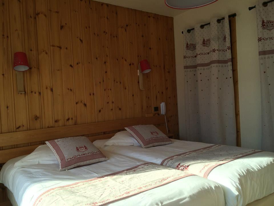 Edelweiss Hotel ซาโมอ็องส์ ภายนอก รูปภาพ